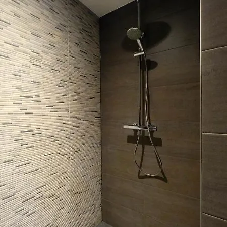 Apartment Luxury 60m2 With 20m2 Private Terrace - R65a